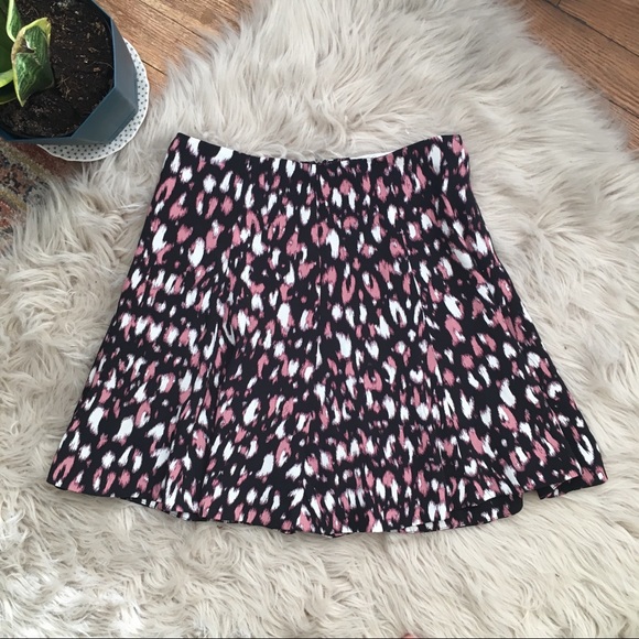 Lovers + Friends Dresses & Skirts - Lovers + Friends Animal Print Mini Skirt Lovers + Friends Dresses & Skirts - Lovers + Friends Animal Print Mini Skirt